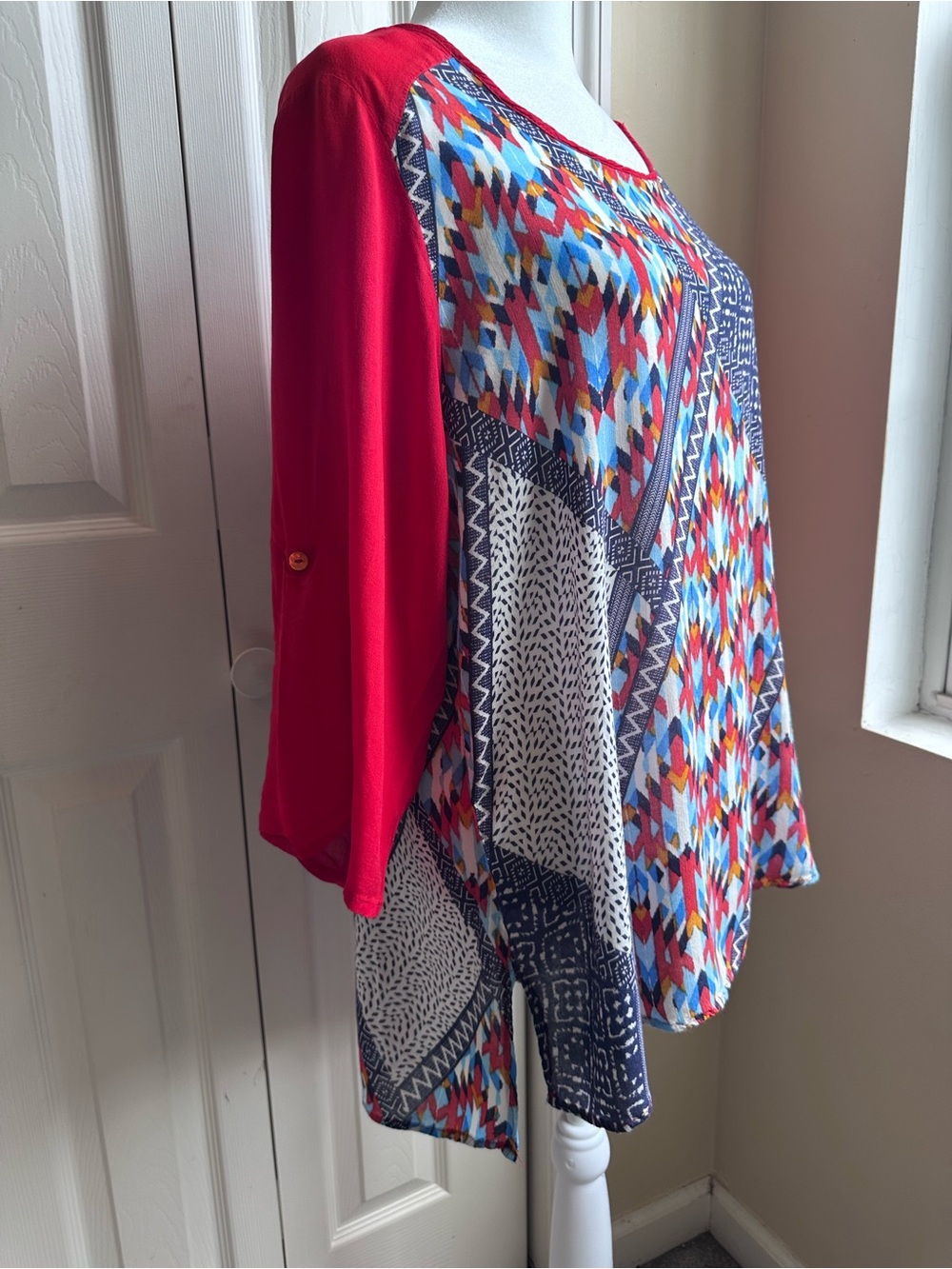 bobeau Red Multi-Pattern Geometric Raglan Blouse - Picture 15 of 15